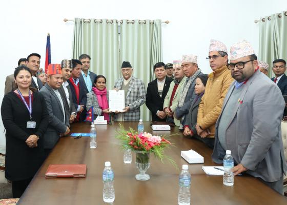 अनुदान कटौैती नगर्नजन प्रतिनिधिद्वारा प्रधानमन्त्रीको  ध्यानाकर्षण