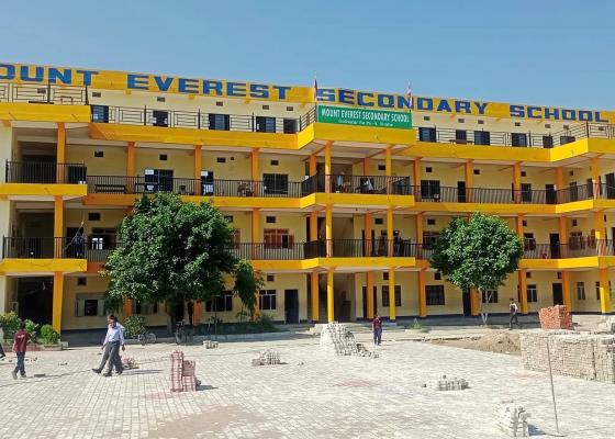 माउण्ट स्कूलमा कक्षा ११ र १२ मा विज्ञान विषय पढाई हुने