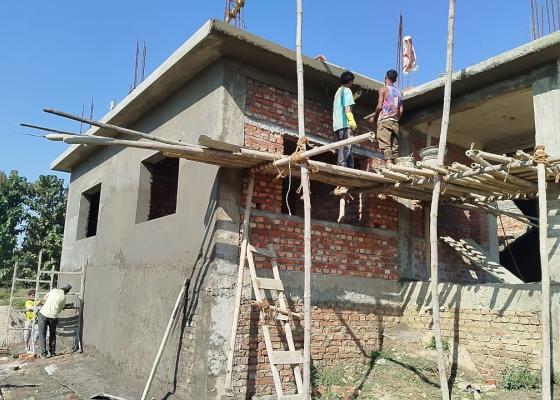 व्यवसायीसँगको मिलेमत्तोमा प्रकृया नपुर्याई वडाकार्यालय भवन निर्माणकार्य धमाधम गर्दै व्यवसायीसँगको मिलेमत्तोमा प्रकृया नपुर्याई वडाकार्यालय भवन निर्माणकार्य धमाधम गर्दै