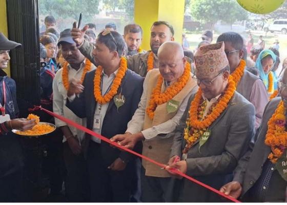 लहानमा विद्यालयको चारकोठे भवन उद्घाटन