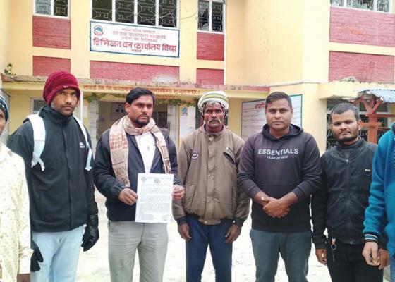 बस्तीनजिकै क्रसर उद्योग, प्रदूषणविरुद्ध लहानका स्थानीयले गरे प्रदर्शन