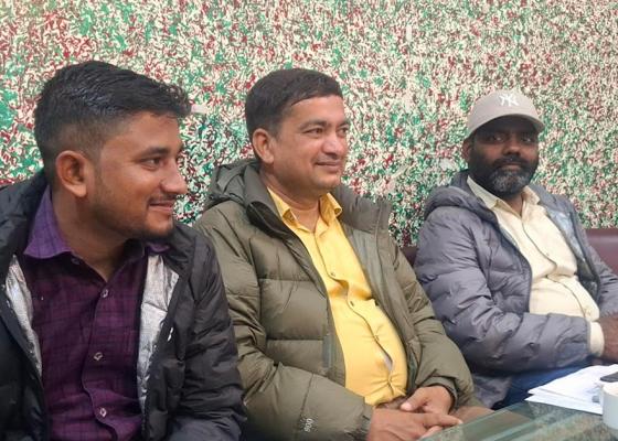 सिरहा काँग्रेसका क्षेत्रले सर्वसम्मत सिफारिस गरेका उम्मेदवार जिल्लाले फेरबदल गरेपछि किचलो सिरहा काँग्रेसका क्षेत्रले सर्वसम्मत सिफारिस गरेका उम्मेदवार जिल्लाले फेरबदल गरेपछि किचलो