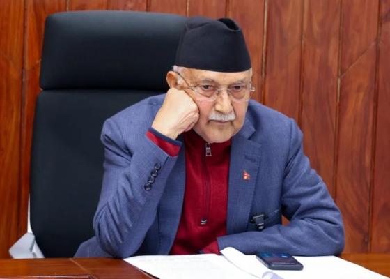 फेसबुकमा आफू विरुद्ध नकारात्मक कमेन्ट गर्नेलाई धमाधम ब्लक गर्दै केपी ओली ! फेसबुकमा आफू विरुद्ध नकारात्मक कमेन्ट गर्नेलाई धमाधम ब्लक गर्दै केपी ओली !