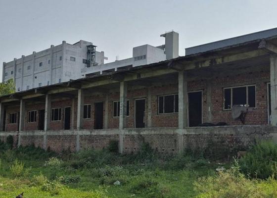 करोडौं लगानी भईसकेको विद्यालय भवन बेहाल अवस्थामा करोडौं लगानी भईसकेको विद्यालय भवन बेहाल अवस्थामा