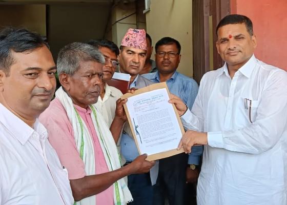 हरवा–चरवाले बुझाए मन्त्रीलाई ज्ञापनपत्र, १० दिनभित्र माग सम्बोधन नभए आन्दोलनमा जाने चेताबनी 