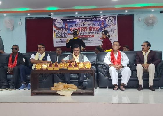 खेलकुद विकासमा सवैखालका सहयोग गर्न नगरपालिका प्रतिबद्ध छ : नगर प्रमुख श्रेष्ठ खेलकुद विकासमा सवैखालका सहयोग गर्न नगरपालिका प्रतिबद्ध छ : नगर प्रमुख श्रेष्ठ
